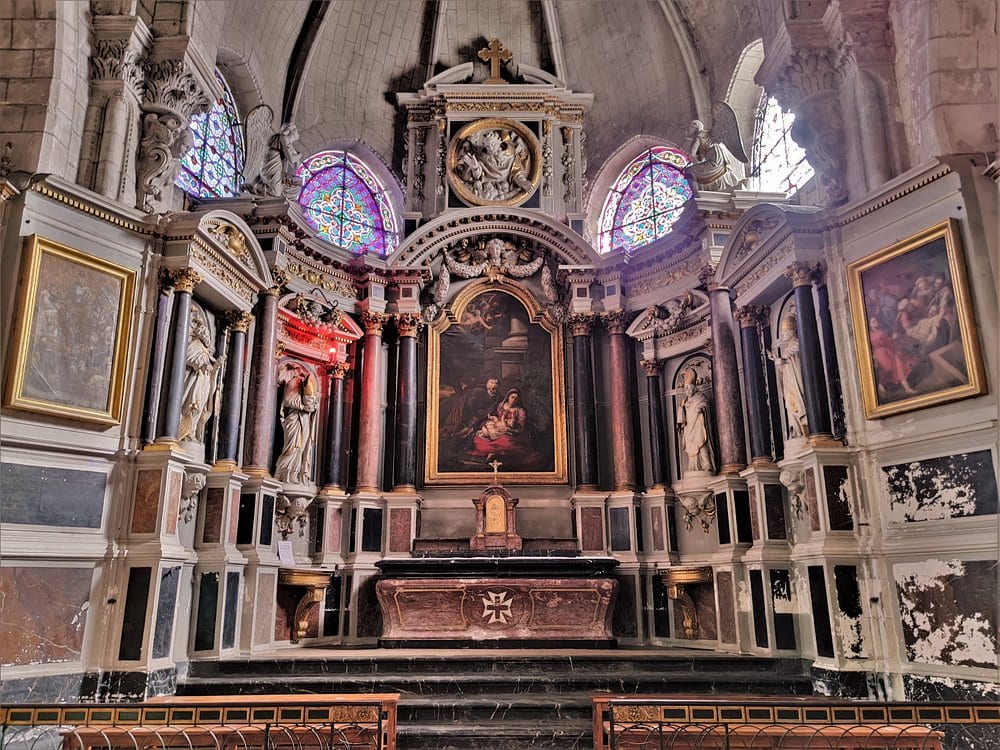 L'intérieur de la Collégiale Saint-Denis d'Amboise